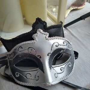 Fifty Shades of Grey Mask Absolutely stunning New! Perfect for Spring 26 Sexy 💋